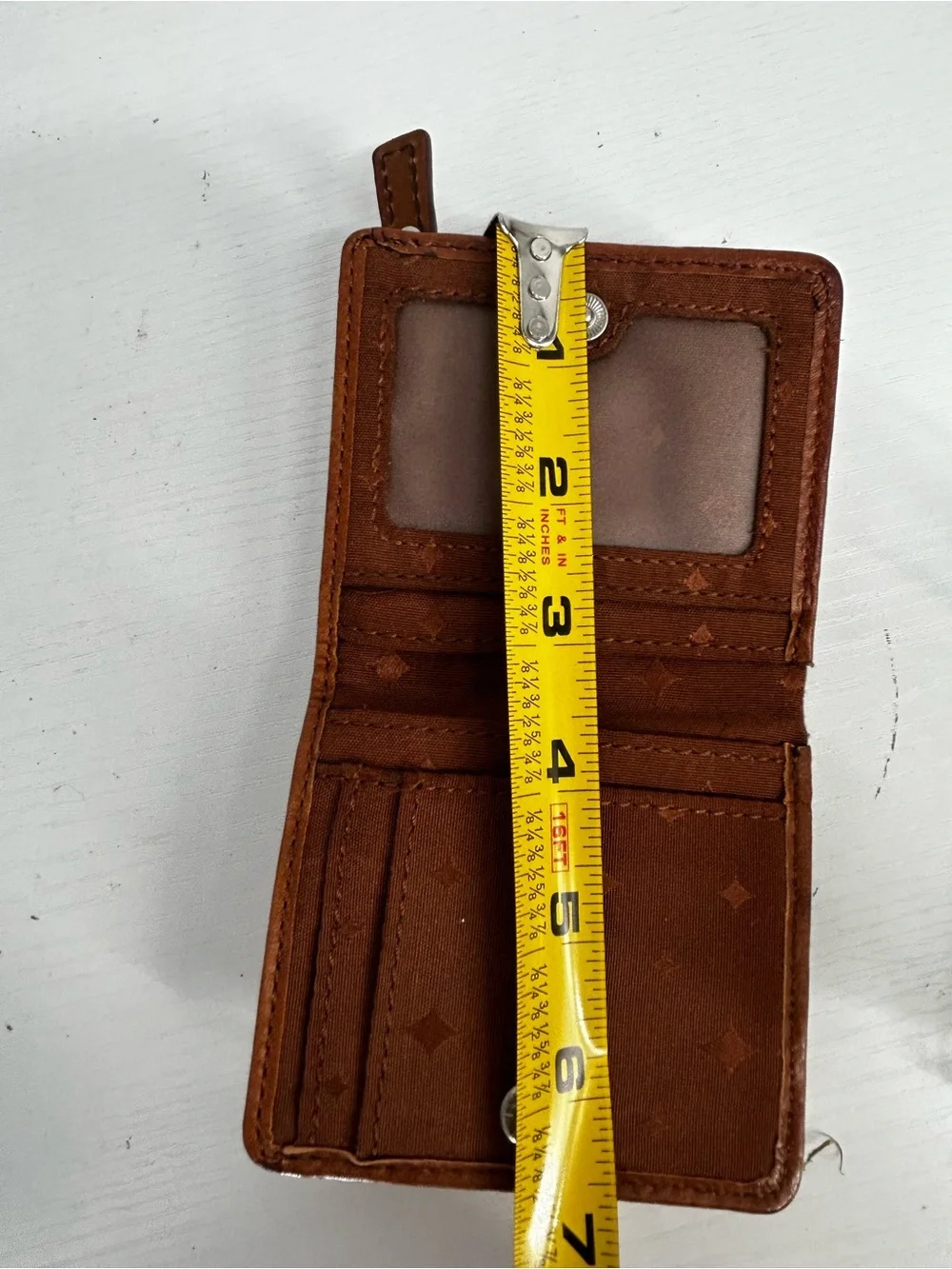Fossil Mini Light Brown Leather Wallets Keyhole Bi-Fold Cards Cash holder case